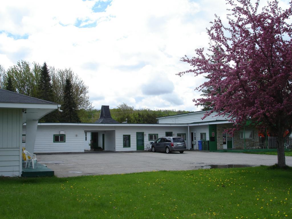 Motel Belair Rigaud Exterior foto